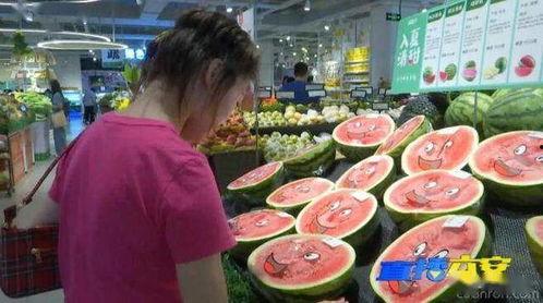 滑县酒吧吃瓜视频,一场引发热议的现场直播揭秘